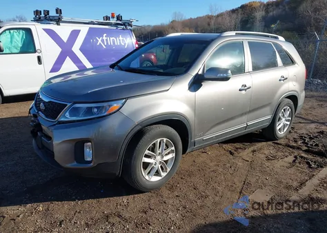 2015 Kia Sorento Lx from USA, damaged, VIN 5XYKTCA60FG604011